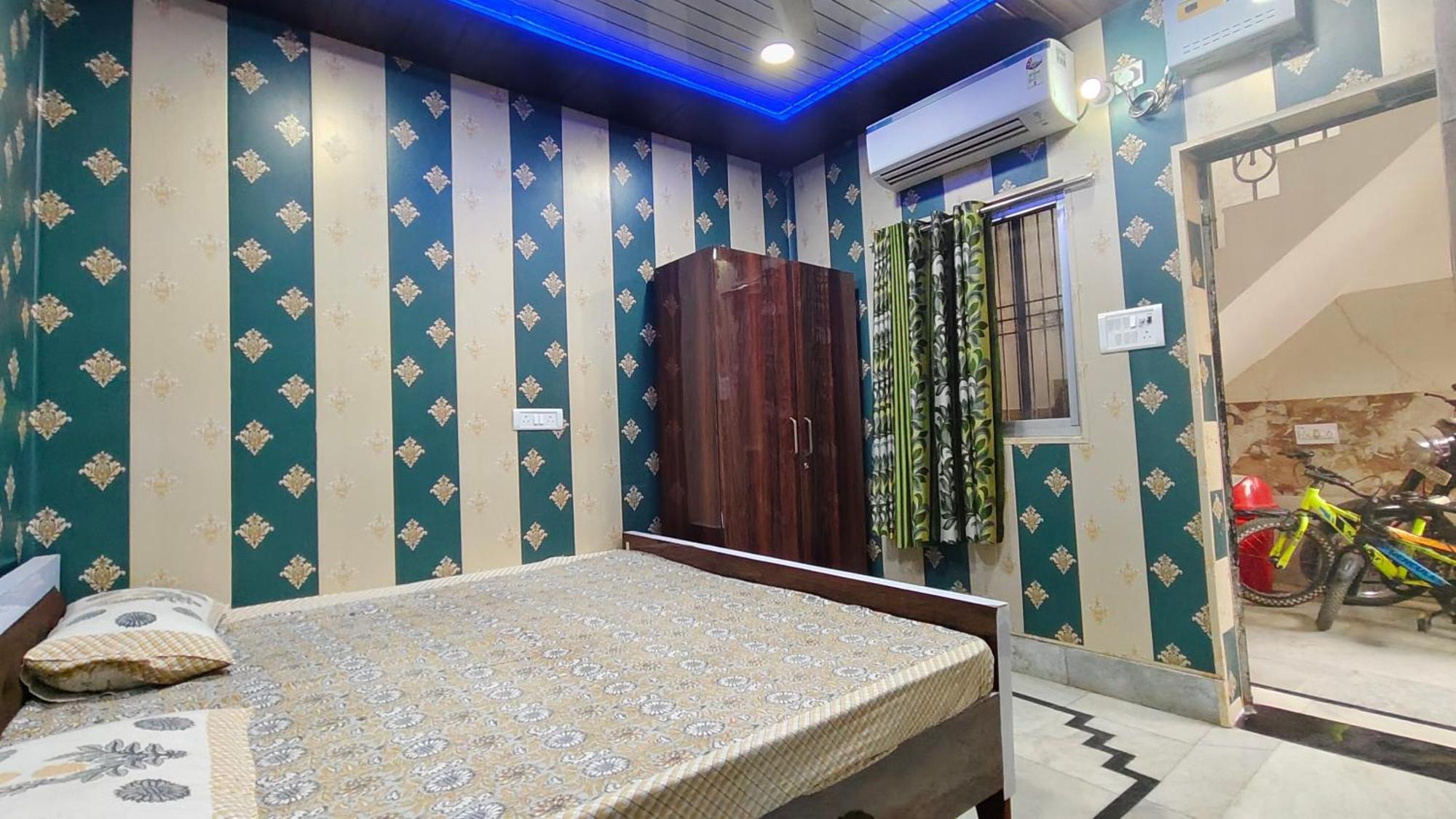 Hotel Raju Homestay Ayodhya 150 Meters From Shree Ram Janmbhoomi Temple 200 Meters From Ayodhya Dham Railway Station Luaran gambar